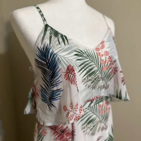 ijoah Dresses & Skirts - Ijoah Floral White Maxi Dress Size Small